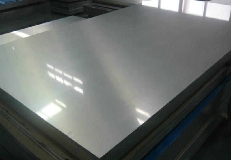 供应深圳SUS304不锈钢中厚板不锈钢平板，304冷轧不锈钢板价格