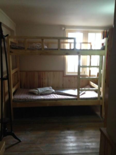 供应成都青年旅店实木上下床 实木双层床 实木架子床 实木高低组合床