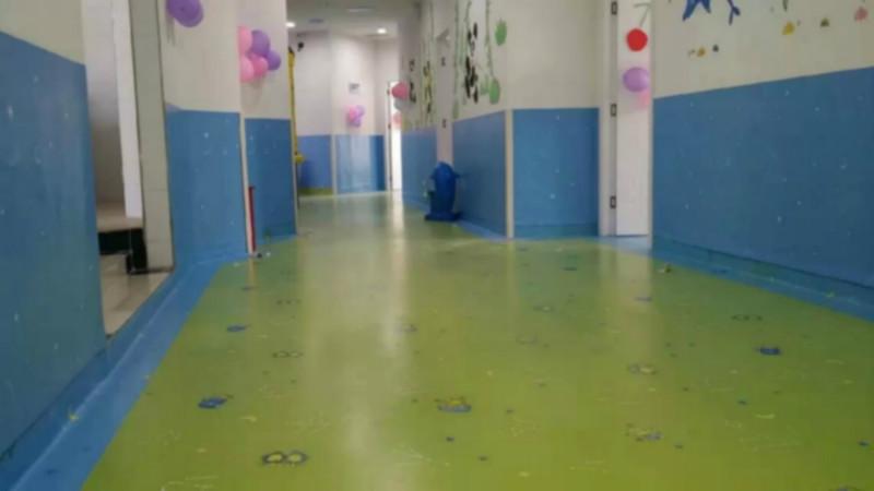 南充幼儿园地板PVC塑胶地板地板胶批发