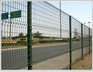 供应用于厂区隔离的厂区护栏网铁丝护栏网网 围栏价格 车间围栏网