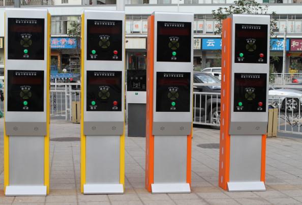 供应深圳停车场设备高档双层票箱、智能票箱、智能停车场系统图片
