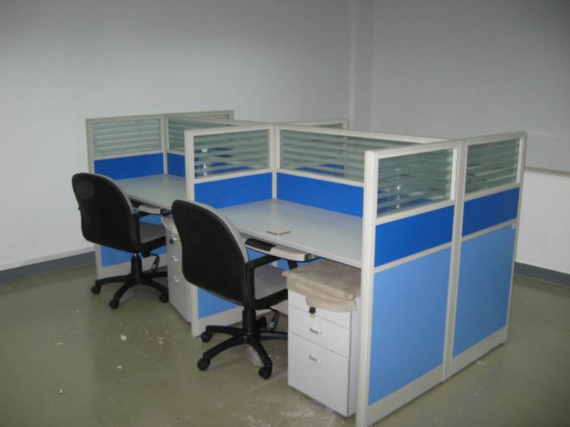 供应天津专业定做各种屏风办公桌 会议桌 隔断L型工位班台