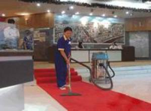供应朝阳区地毯清洗 北京地毯清洗公司 专业清洗地毯除污渍、地毯吸尘图片