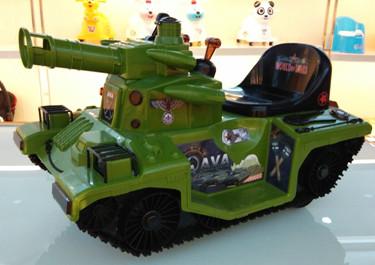 儿童遥控坦克四轮可坐汽车宝宝工程兵工玩具双电双驱动可发炮弹