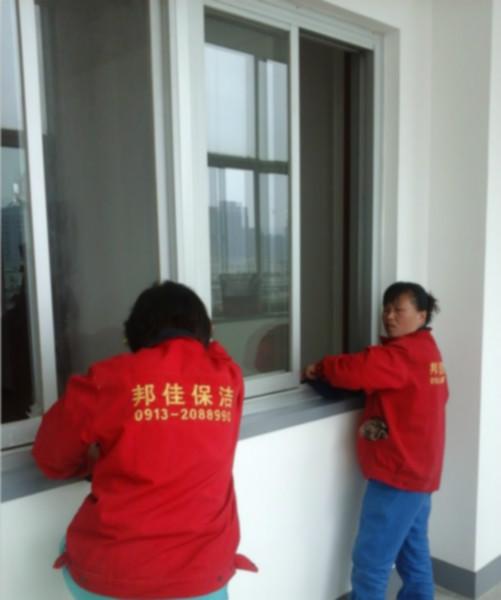 供应渭南外墙清洗保洁专业公司推荐渭南邦佳保洁公司