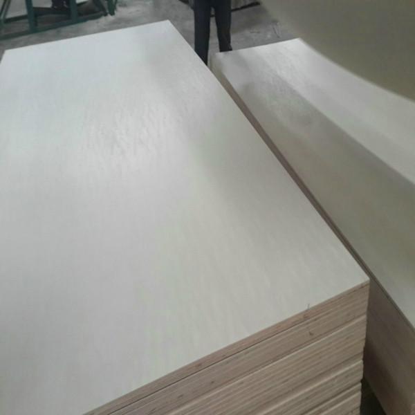 优质沙发板杨木多层板E0胶合板批发